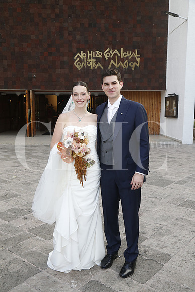 Genoveva Zubieta y Marcelo Gutierez0006