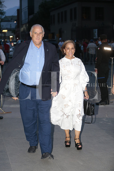 Alejandro Maiz y Gina Manautou 8