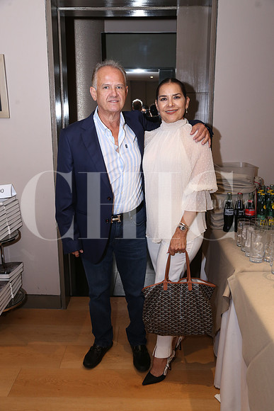 Ramon Flores y Elena Salazar 1