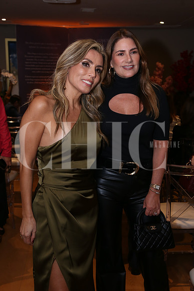 Carolina Concha y Ale Hinojosa 0