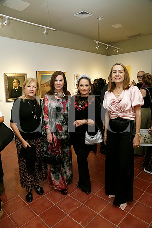 Delia Salinas,Marlene Dávila Elvira Lozano de Todd y Carmen Herrera