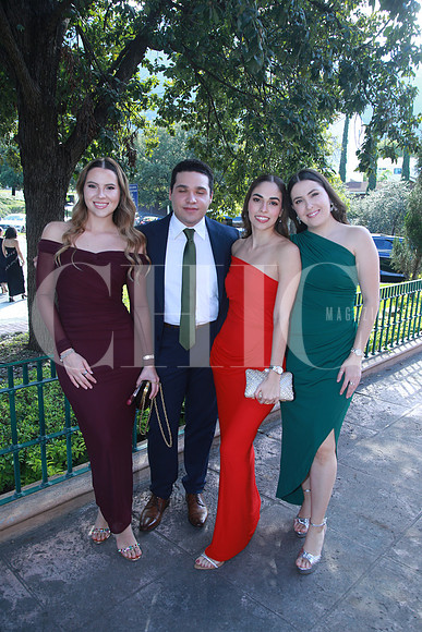 Jimena García, Jorge González, Valeria De la Garza y Regina García (2)