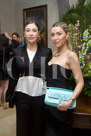 Adriana Escoto y Priscila Escoto
