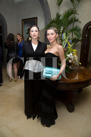 Adriana Escoto y Priscila Escoto (2)