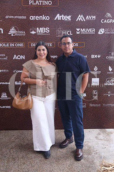 Lizeth Menchaca y Rogelio Vidales 1