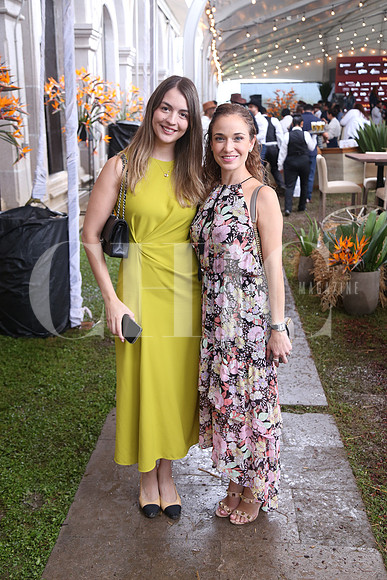 Alexandra Cavazos y Gabriela Saucedo 0