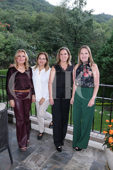 Patricia Rodríguez de Coronado, Claudia Galván, Alejandra Caso y Maruca Treviño0