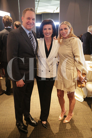 Beto Santos, Gaby Vargas y Daniela Santos 1