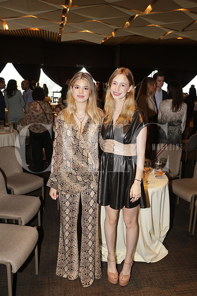 Alicia Martinez y Cata Santos 2