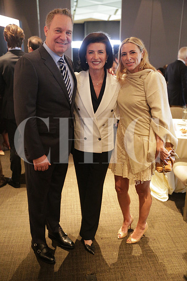 Beto Santos, Gaby Vargas y Daniela Santos 3