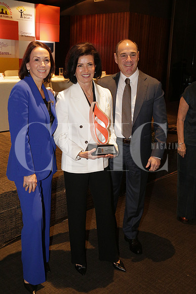 Sofia Izaguirre, Gaby Vargas y Horacio García 2