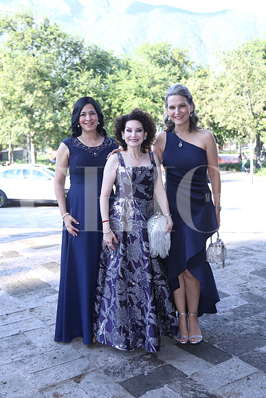 Any Cantú de Pozas, Lupita Treviño de Albuerne y Martha Meléndez