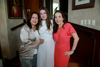 Lucy Taha de Fernández, Crista Fernández y (mamá del novio) Verónica Lozano de Elizondo