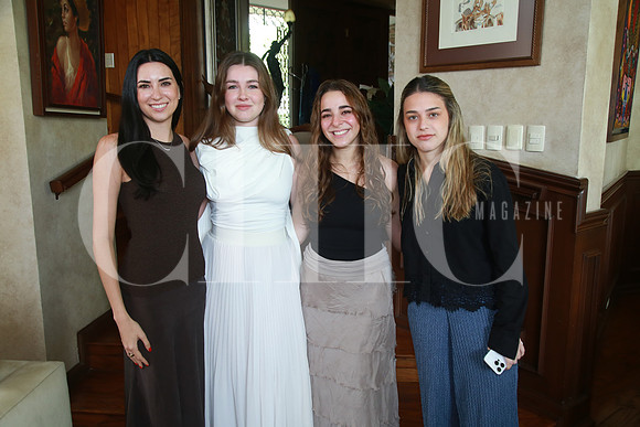 María Vela, Crista Fernández, Paloma Llaguno y Belem Sada