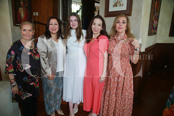 Rosy Cabrera, Lucy Taha de Fernández, Crista Fernández, (mamá del novio) Verónica Lozano de Elizondo y María Esther Assas de Bichara (2)