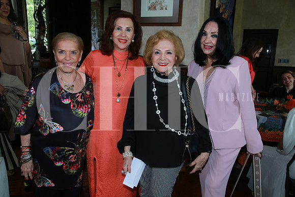 Rosy Cabrera, Martha Rangel, Sandra Santos de De la Garza y Tere González de Roble