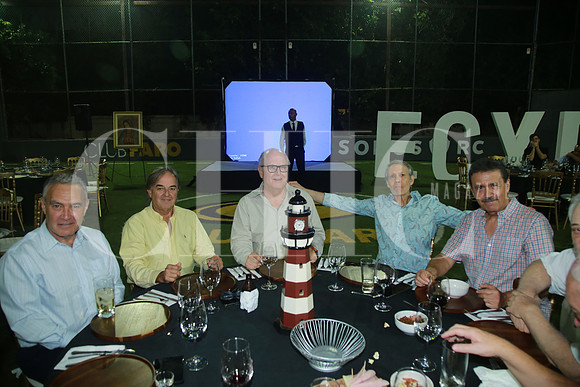Gregorio Canales, Jesús Sada, Álvaro Padilla, Jorge Jaime y Renato Villarreal