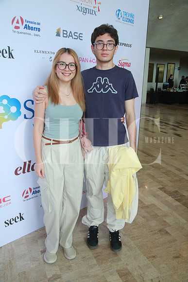Caro Hernández y Diego Solis (2)