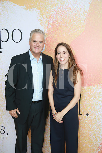 Gonzalo Escamez y Sofia Lozano