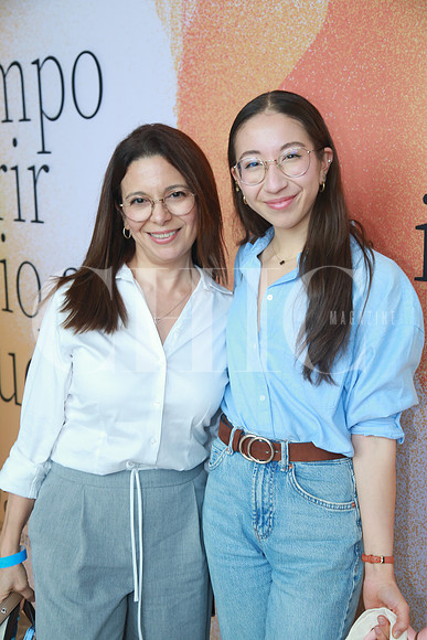 Ivonne Brosig y Karla González (3)