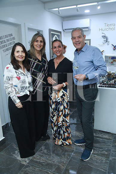 Claudia Zambrano, Claudia Hanun, Karla Barragan y Arturo Vázquez Mellado (2)