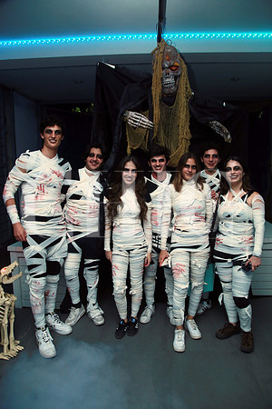 Martín González, Emiliano Franco, Valeria Olivier, Patrico Flores, Rebeca Torre, Ximena González y Daniel Sánchez (2)