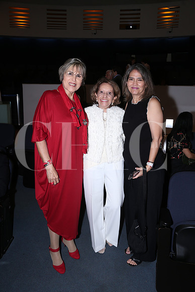 Myrna Elia García, Malena Marrufo y María Gabriela Lozano 1
