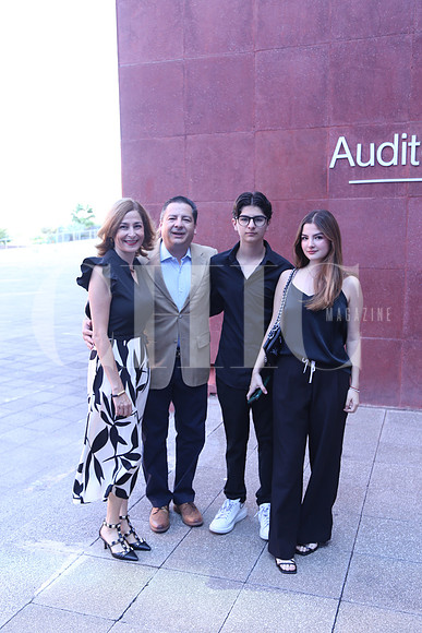 Yadira Muñoz, Alejandro Garza, Alejandro Garza e Isabela Garza 0