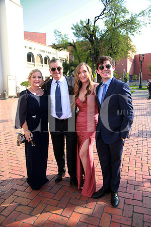 Gabriela Parás de Castillón, Enrique Castillón, Jimena Castillón y Fernando Castillón (3)