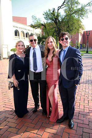 Gabriela Parás de Castillón, Enrique Castillón, Jimena Castillón y Fernando Castillón (2)