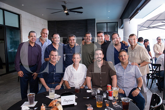 Carlos Ontiveros, Herman Ruther, Raúl Cadena, Jorge González, Luis González Cruz, Manolo Garza, Michel Faraon, Julián Ramos, Antonio Manzur, Enrique Velázquez, Raúl Cadena y Luis Felipe Hernández
