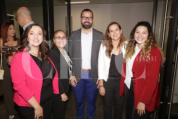 Arizbeth Jacome, Veronica Guevara, Ricardo Solis, Gaby Aranda y Carolina Ramirez 1