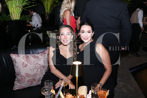 Ale Martínez y Joseline Lagos de Zavala