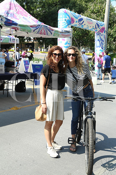 Gaby Ferández y Ale González 0