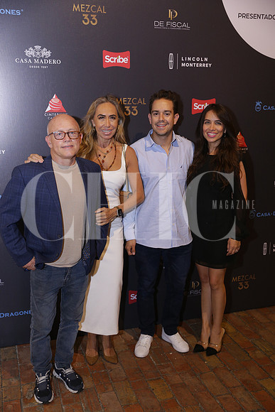 Cesar Gonzalez, Martha Nelly Gonzalez, Martin Sandoval y Martha Sandoval 3