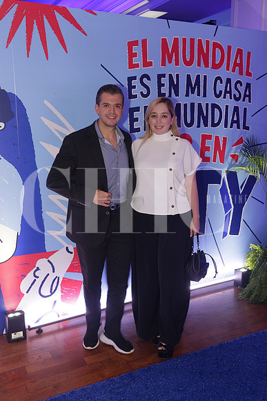 Jesús Barron y Stephanie Roxanne de la Garza 4