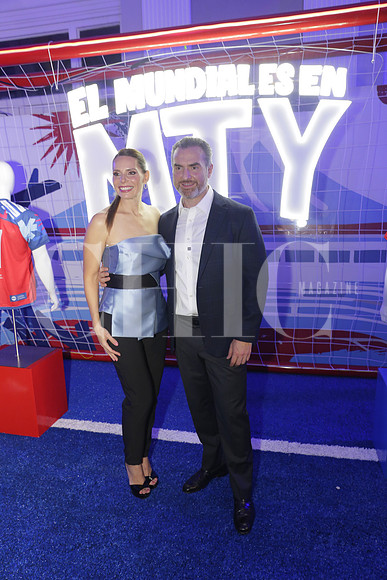 Gaby Oyervides y Adrián de la Garza 5
