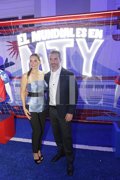Gaby Oyervides y Adrián de la Garza 4