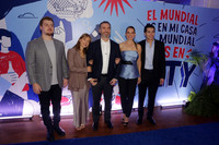 Emilio de la Garza, Alexandra de la Garza, Adrián de la Garza, Gaby Oyervides,9