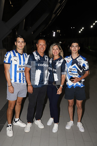 Alejandro Mendez, Francisco Mendez, Veronica Mendez y Eduardo Mendez 2
