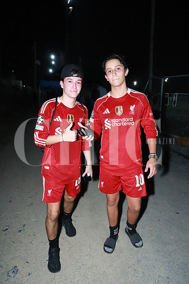 Héctor Reyes y Juan Carlos Reyes 0