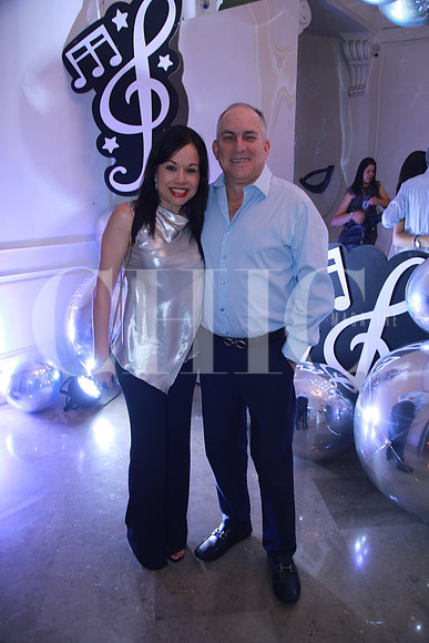 Esthela Anzola de Garza y Fernándo Garza (2)