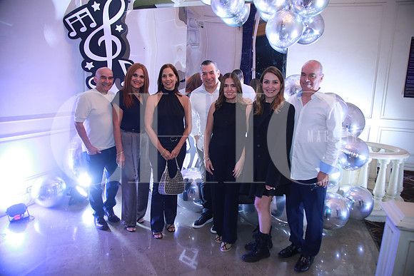 Humberto Davalos, Verónica Torres, Gloria Villarreal, Juan Francisco Guerra, Cristina Martínez, Alicia Pro y Ricardo Saldaña (3)