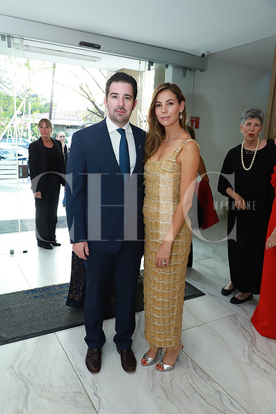 Hugo Alanis y Laura Elizondo 0