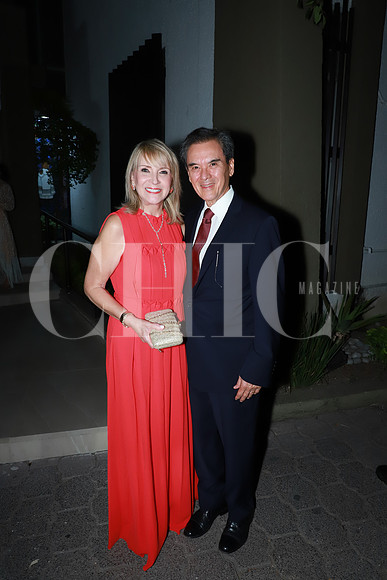 Gaby Rangel de Sánchez y Manuel Sánchez 0