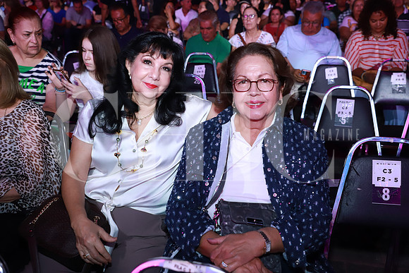 Blanca Argelia Cantú y Elizabeth Garza 1