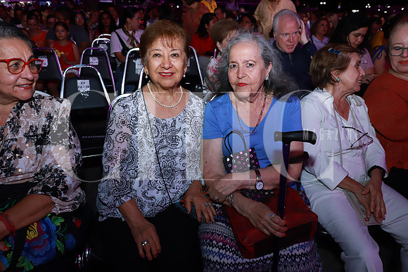 Guillermina Aguilar y Yolanda López