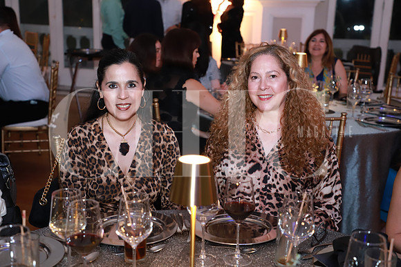 Karla Algaba y Linda Villarreal 1