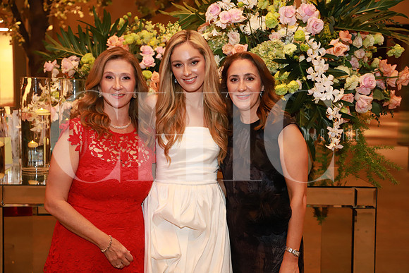 Carmen Siller, Myriam Estrella y Myriam Blanco 7