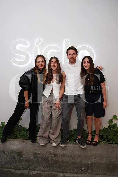 Carla Remes, Tania Banduni, Alejandro Ramos y Ahide Cardoso 4